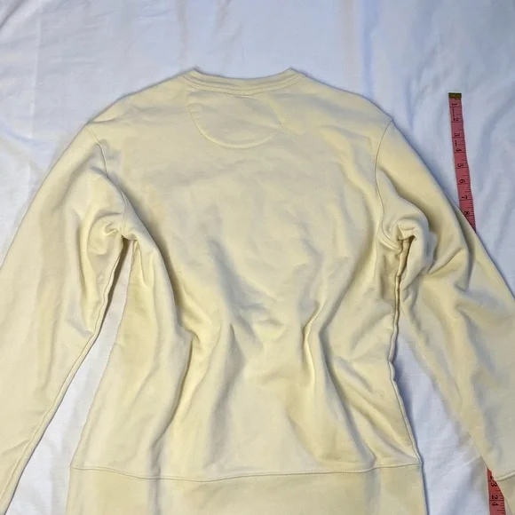 Zara Cream Crewneck Sweatshirt with Snoopy 'Dear 2021' Graphic - Picture 4 of 5